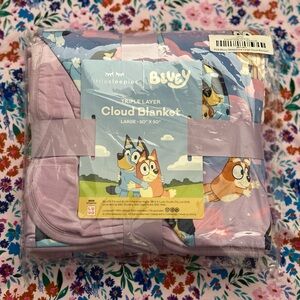 Purple Bluey Little Sleepies Cloud Blanket